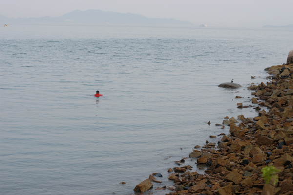 �����E�����B����